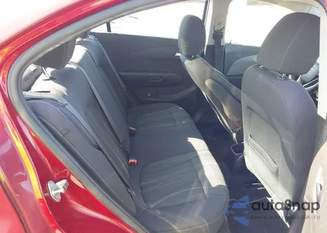 2014 Chevrolet Sonic Lt Auto z USA, uszkodzony, nr VIN 1G1JC5SH8E4153469